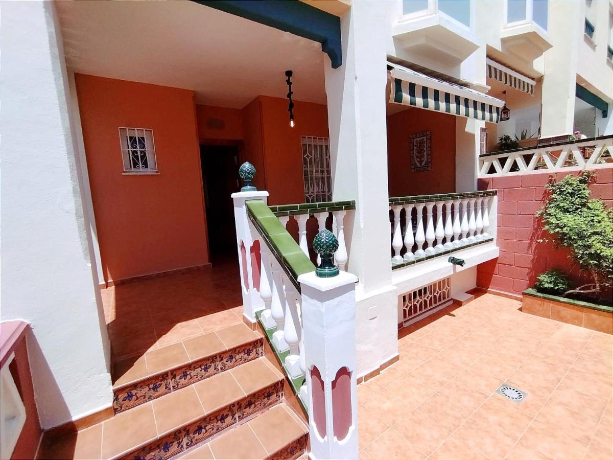 Casa Playa, Terraza Y Garaje Lejlighed Nerja Eksteriør billede