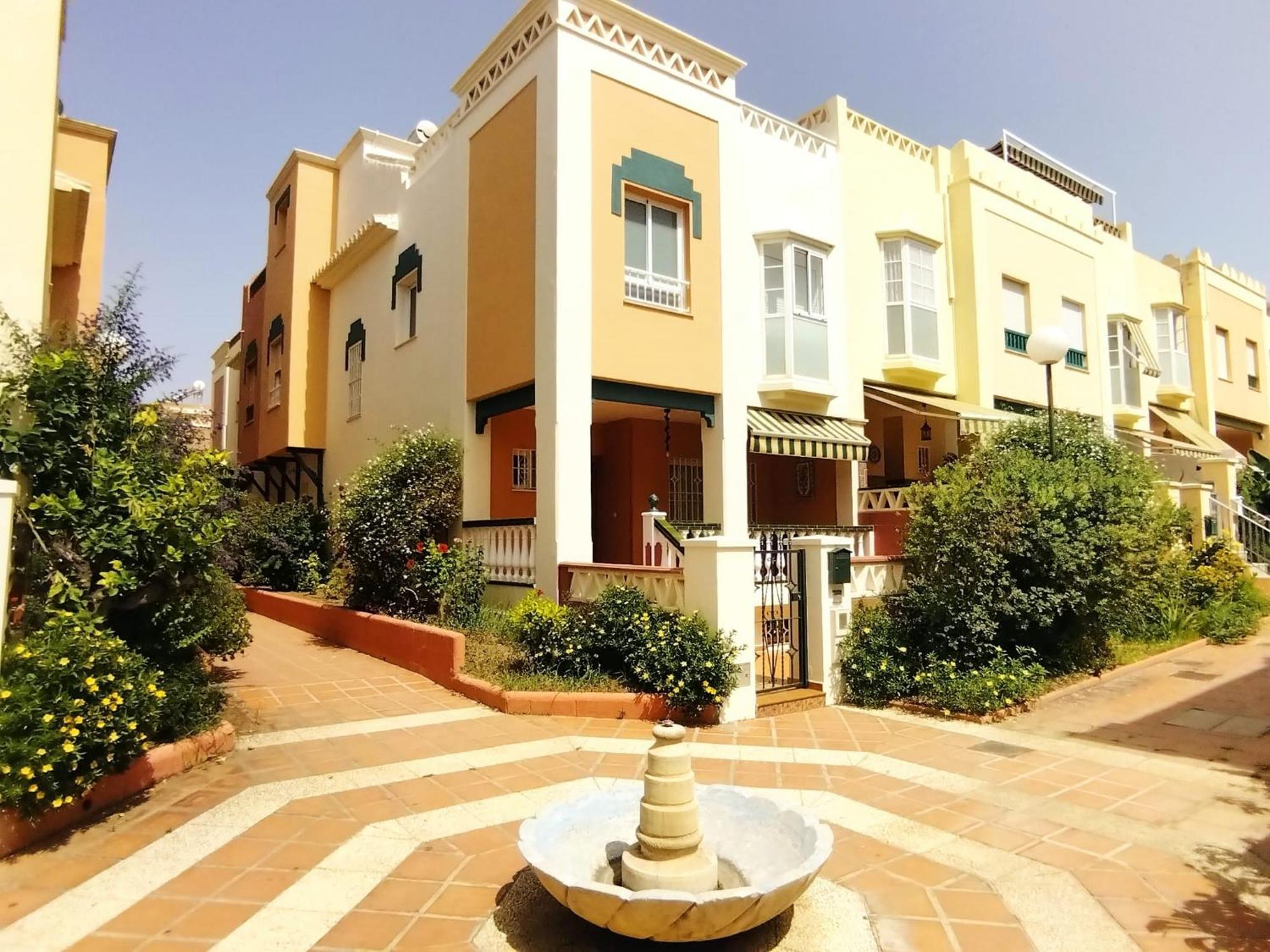 Casa Playa, Terraza Y Garaje Lejlighed Nerja Eksteriør billede
